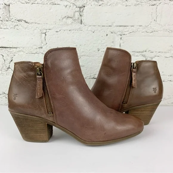 Frye Judith Double Zip Stacked Heel Ankle Bootie 9.5 - Picture 4 of 10